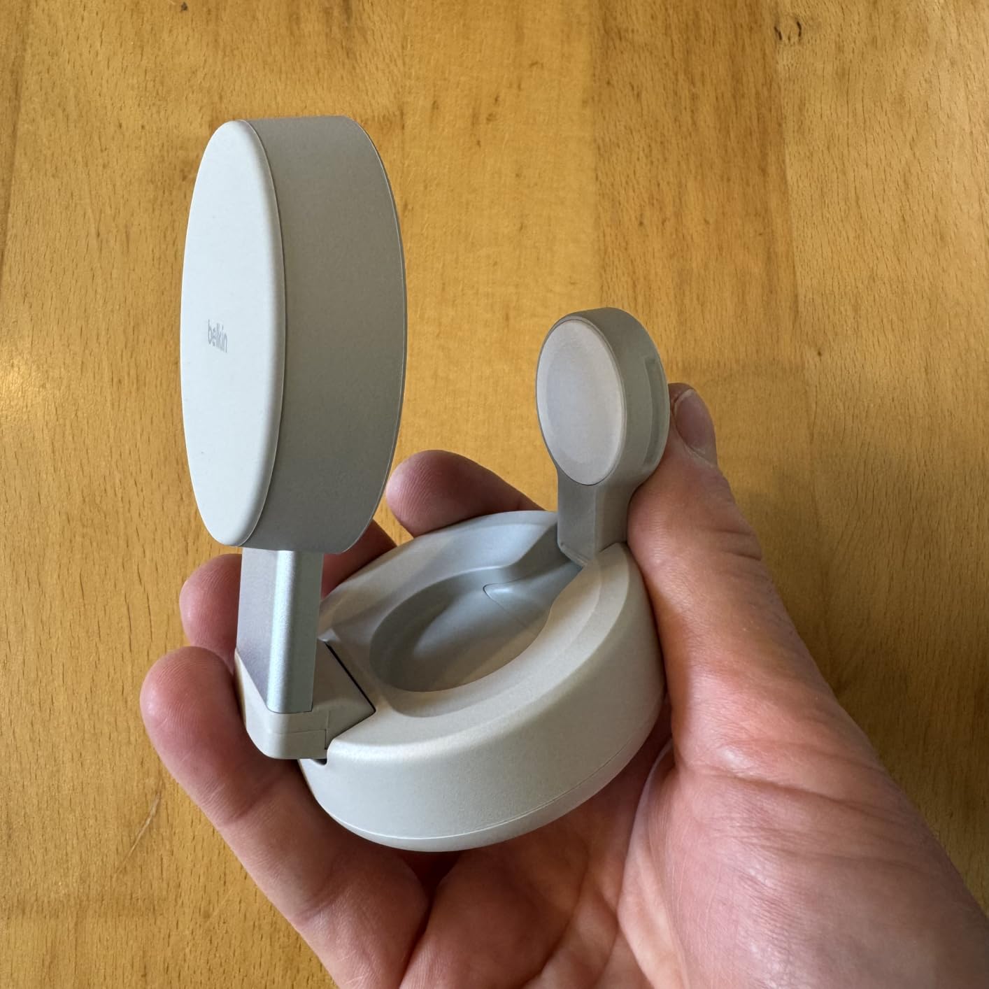 Buono, ma con cover spessa perde aggancio