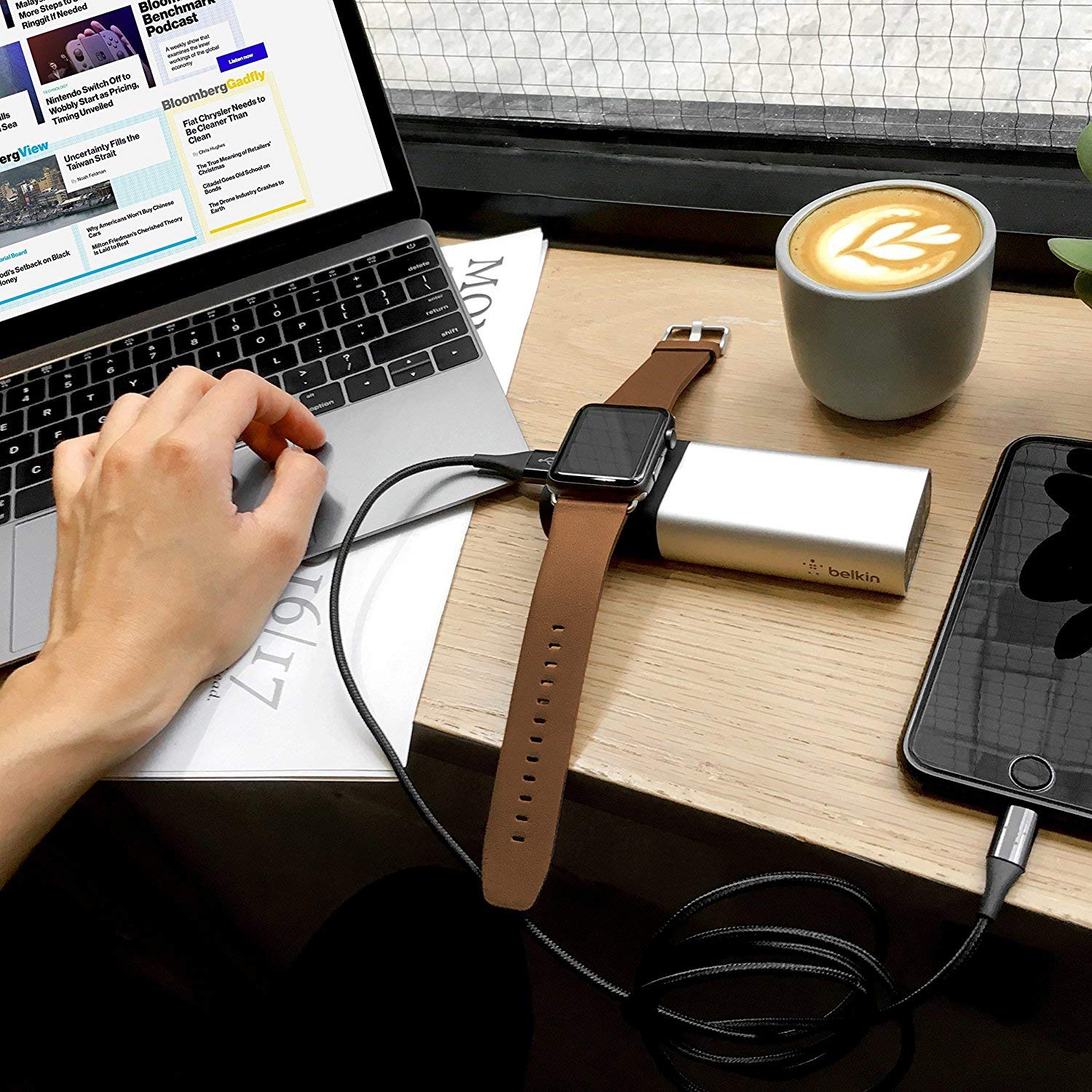 belkin-valet-charger-batteria-esterna-6700-mah-2-in-1-ricarica-magnetica-apple-w image 5