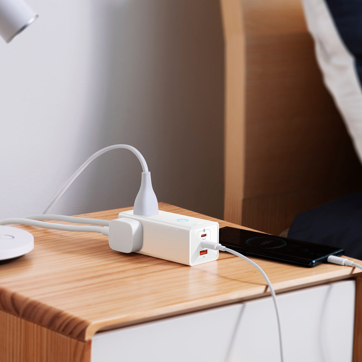 baseus-powercombo-pro-multipresa-ciabatta-6-porte-40w-con-3-prese-ac-2-usb-c-e-1 image 7