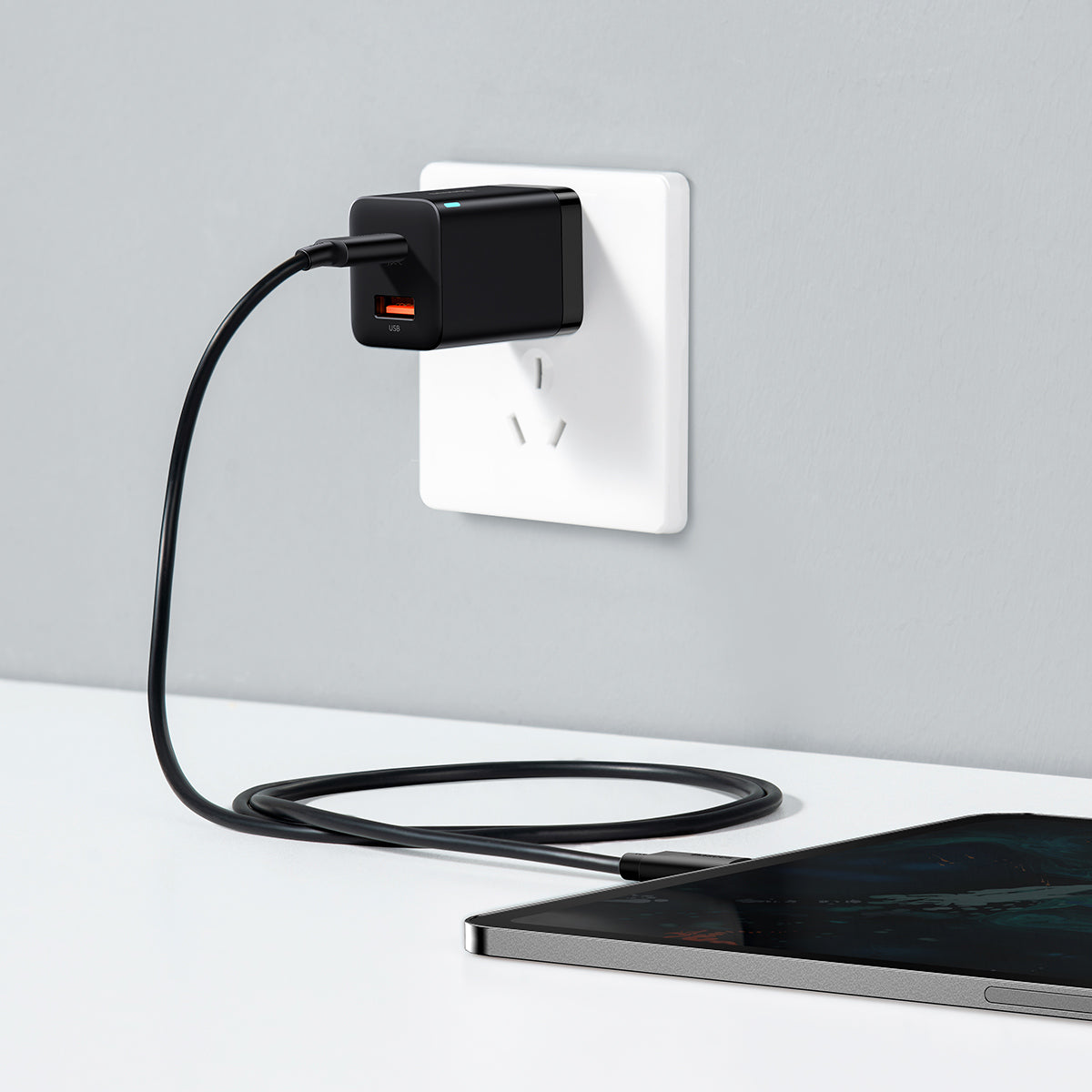 baseus-super-si-pro-caricatore-rapido-dual-port-30w-usb-c-usb-a-con-protezione-b image 8